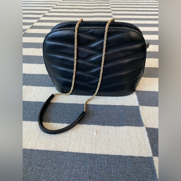 Sezane Handbags - Brand new never worn discontinued Sezane Victor Quilted Matelasse bag in Black